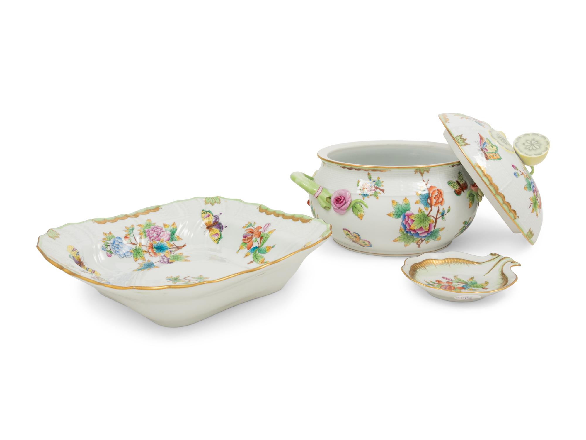 Three Herend Queen Victoria Porcelain Articles