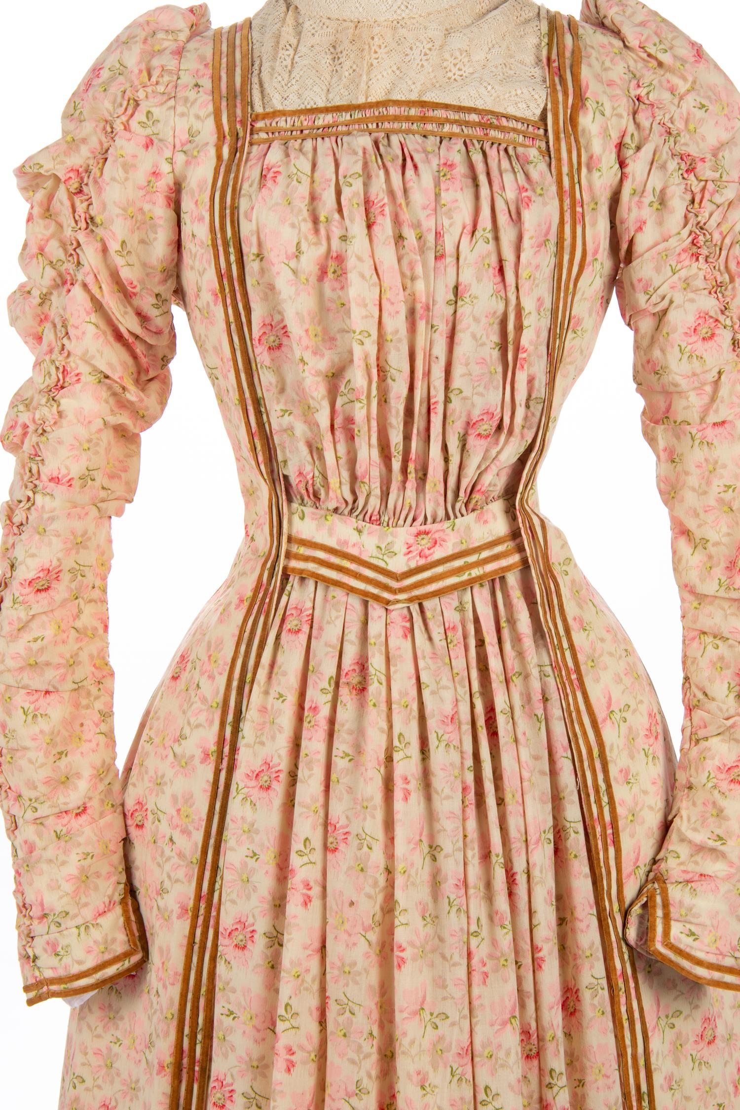 Printed Cotton and Lace Day Dress Trimmed with Velvet Ribbon, 1900