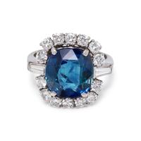 SAPPHIRE AND DIAMOND RING