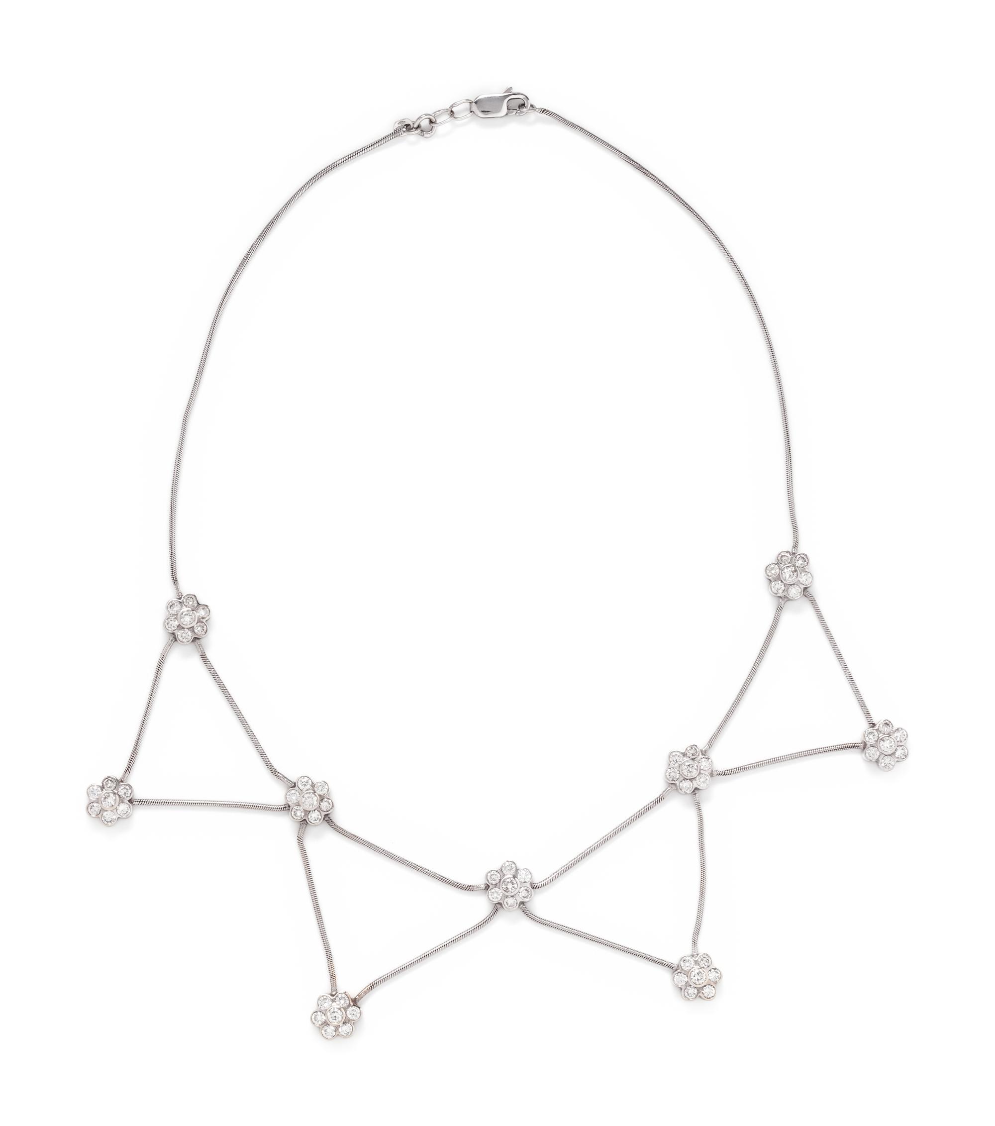 WHITE GOLD AND DIAMOND NECKLACE