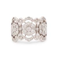 WHITE GOLD AND DIAMOND RING