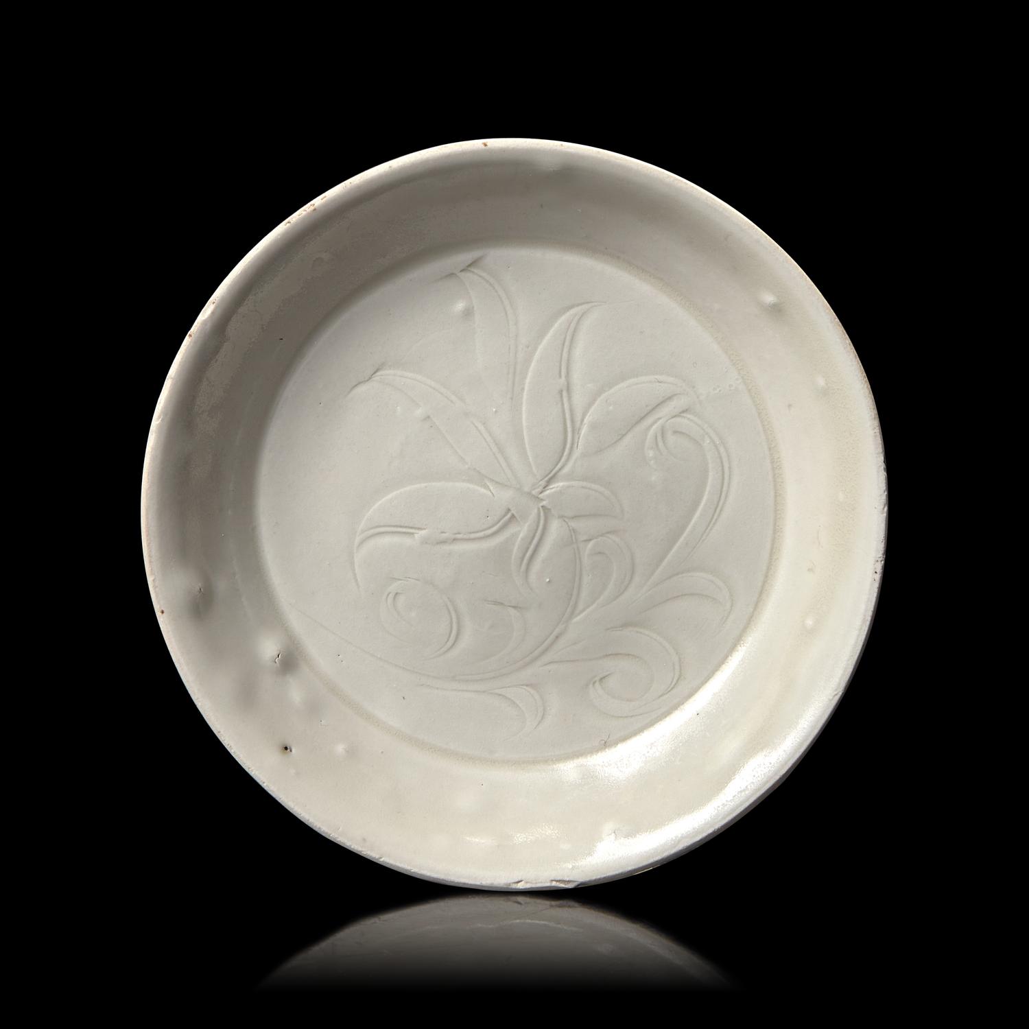 A Small Chinese Ding-Type Incised Dish, Possibly Song Dynasty 或為宋 定窯白釉劃花碟