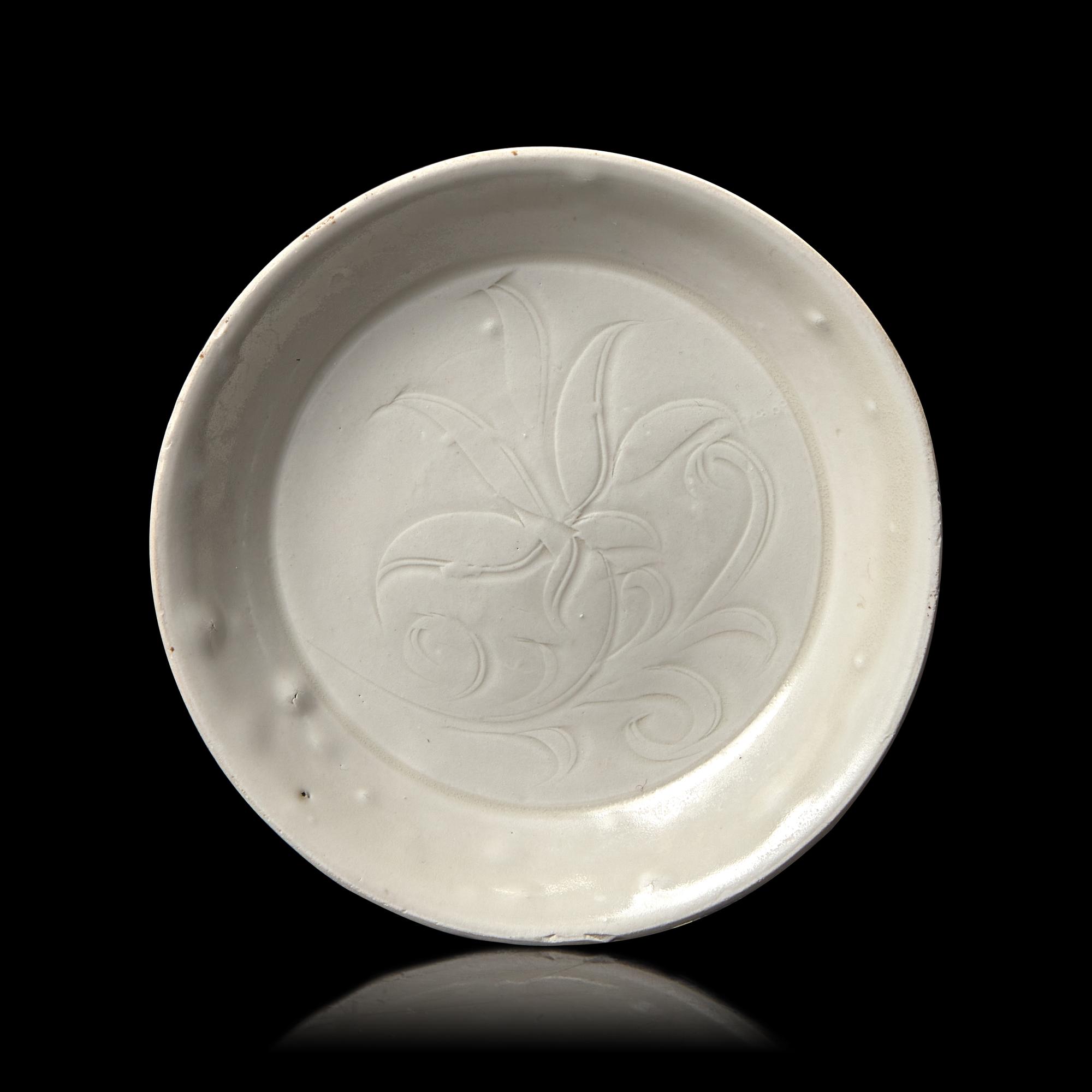 A Small Chinese Ding-Type Incised Dish, Possibly Song Dynasty 或為宋 定窯白釉劃花碟