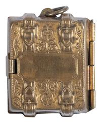 [EARLY PHOT.] Miniature wedding locket containing 12 photos of Tom Thumb & Lavinia Warren. Ca 1863.