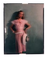 [HOLLYWOOD PHOTOGRAPHY]. A group of 17 photographic portrait negatives and transparencies of Veronica Lake. c. 1940.