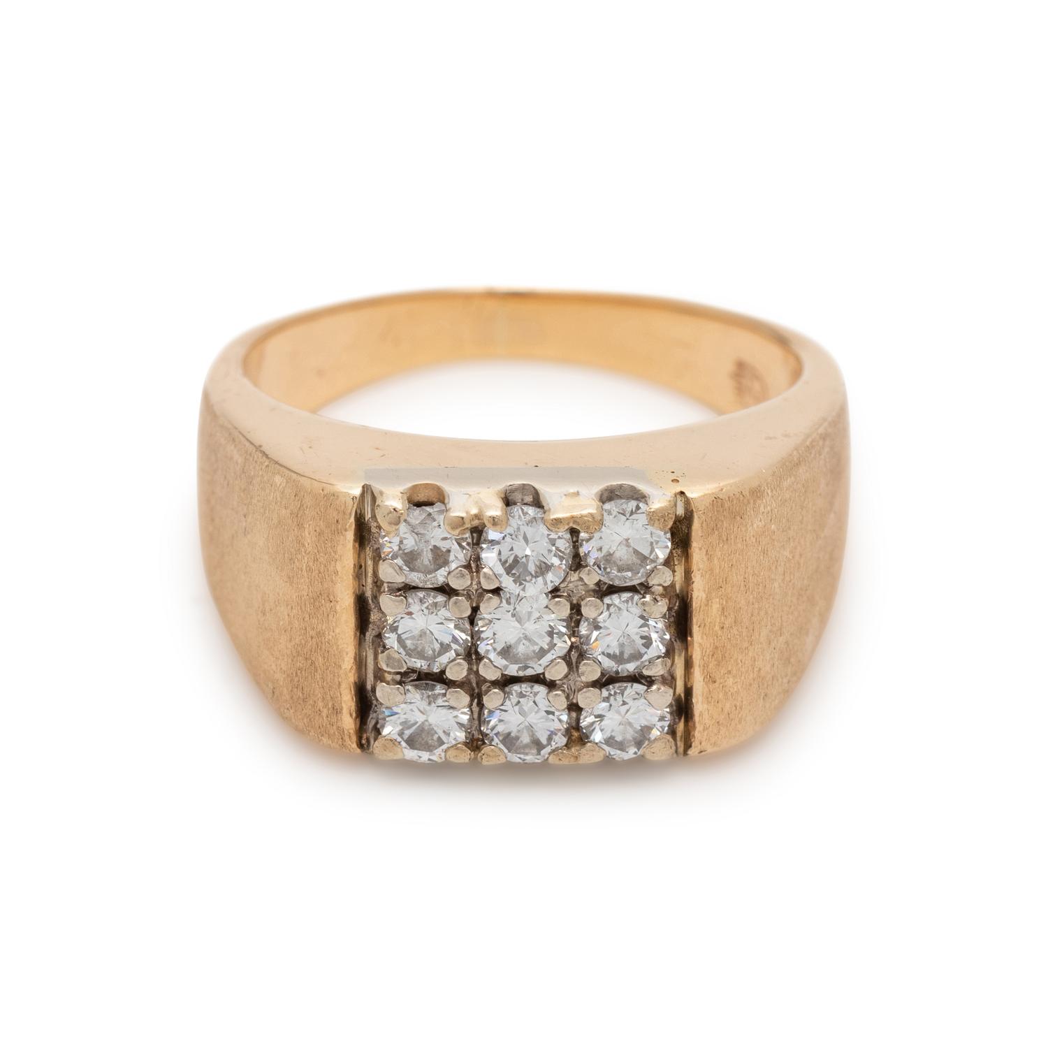 YELLOW GOLD AND DIAMOND RING