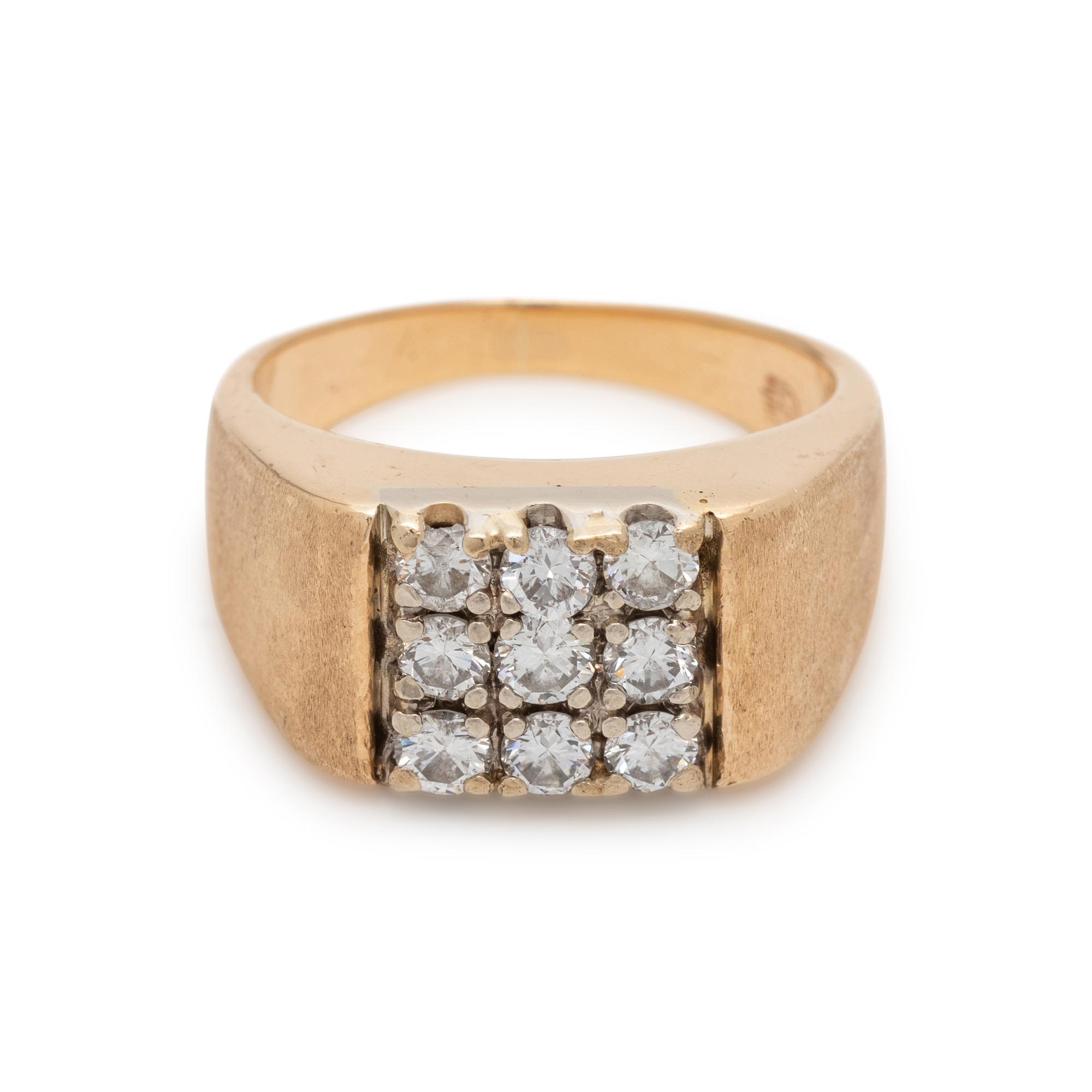YELLOW GOLD AND DIAMOND RING