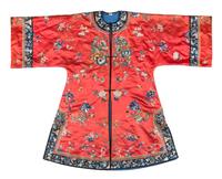 A Chinese Embroidered Silk Lady's Informal Robe — LATE QING DYNASTY