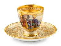 A Dresden (Ambrosius Lamm) Porcelain Dinner Service
