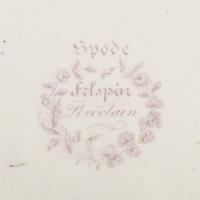A Set of Twelve Spode Felspar Imari Dinner Plates