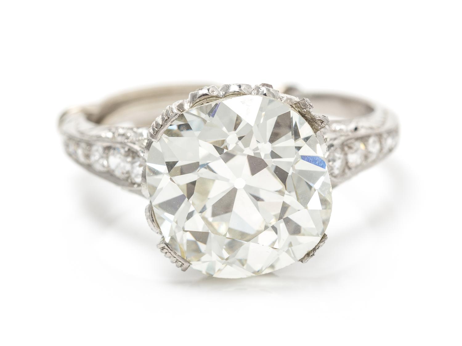 A Platinum and Diamond Ring, 5.20 dwts.