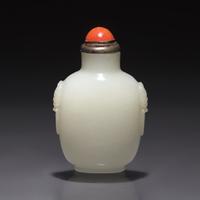 A Small Chinese White Jade Snuff Bottle, Qing Dynasty, 18th Century — 清中期 白玉鋪首啣環耳小鼻煙壺