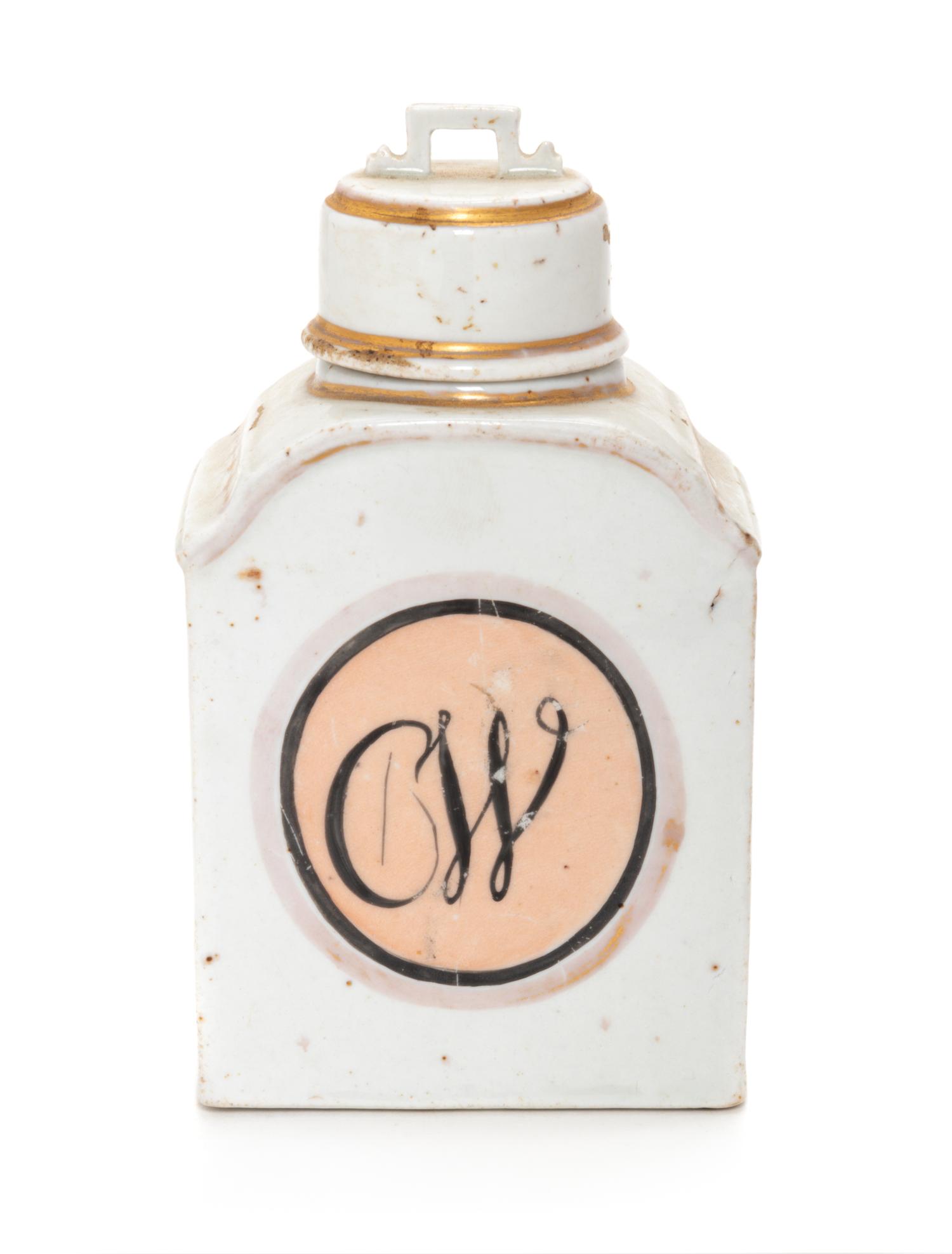 A Chinese Export Porcelain Armorial Tea Caddy