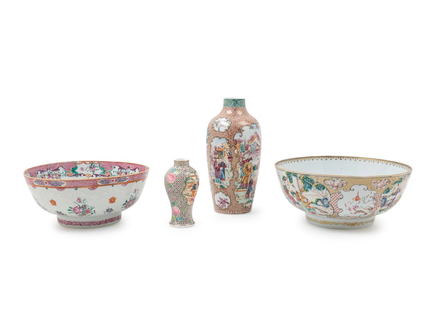 Four Chinese Export Famille Rose Porcelain Articles