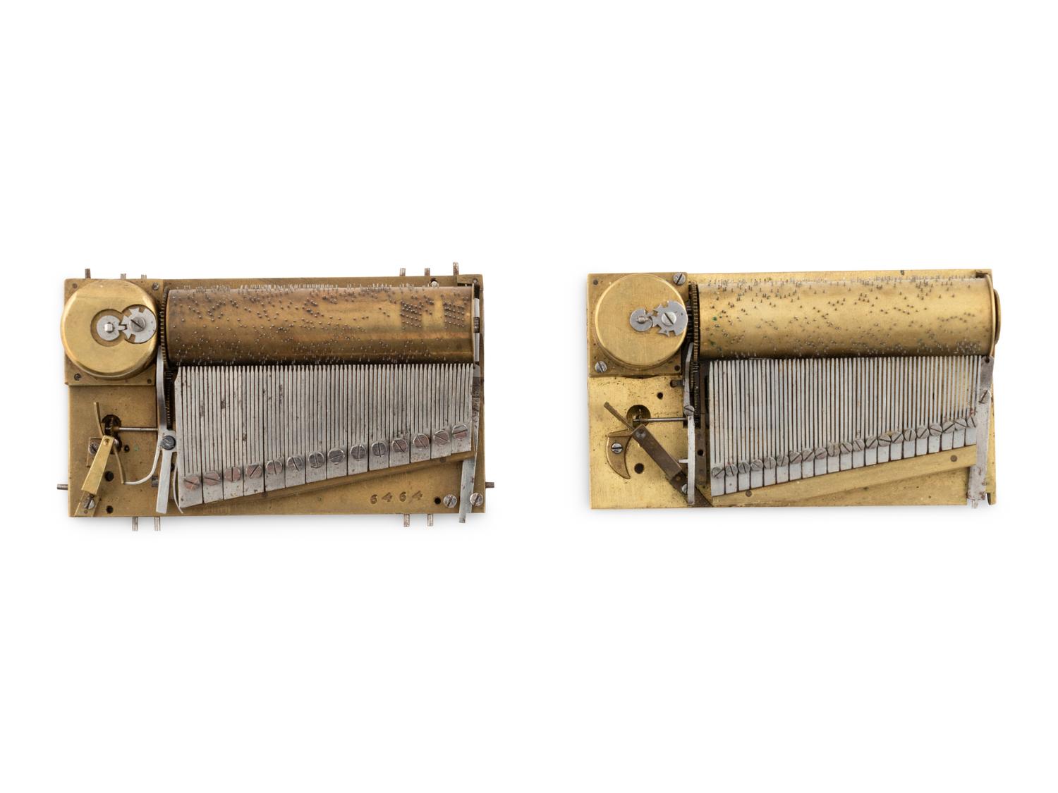 A Piano Form Musical Sewing Nécessaire