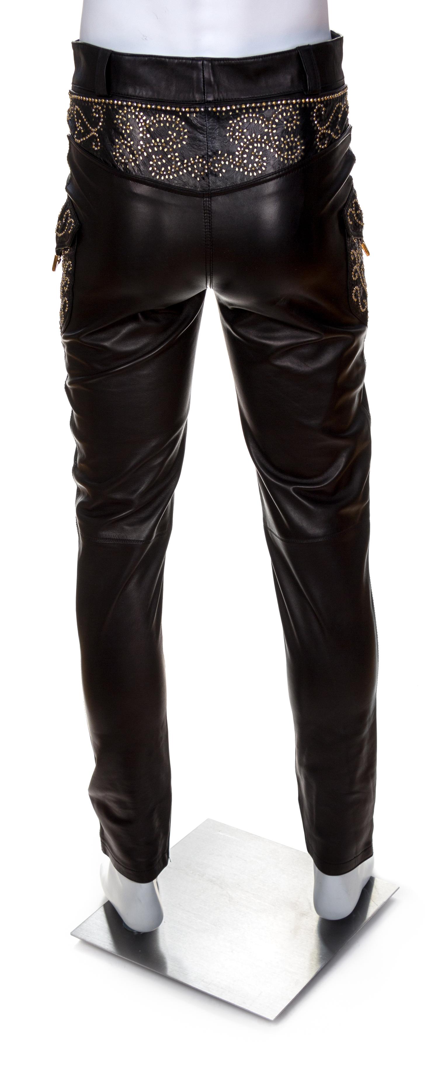 A Gianni Versace Black Leather Men's Pant, Size 48.