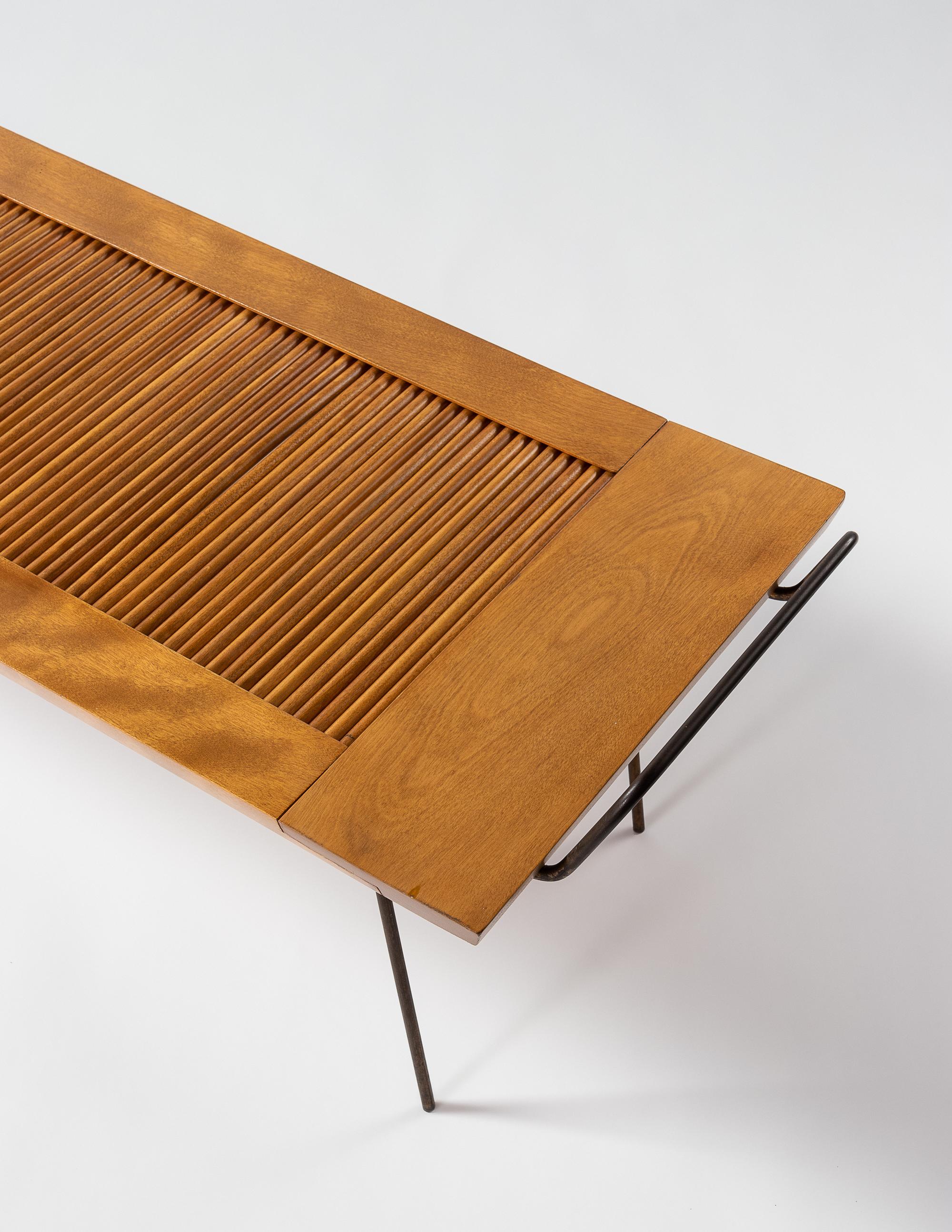Dowl Slat Bench