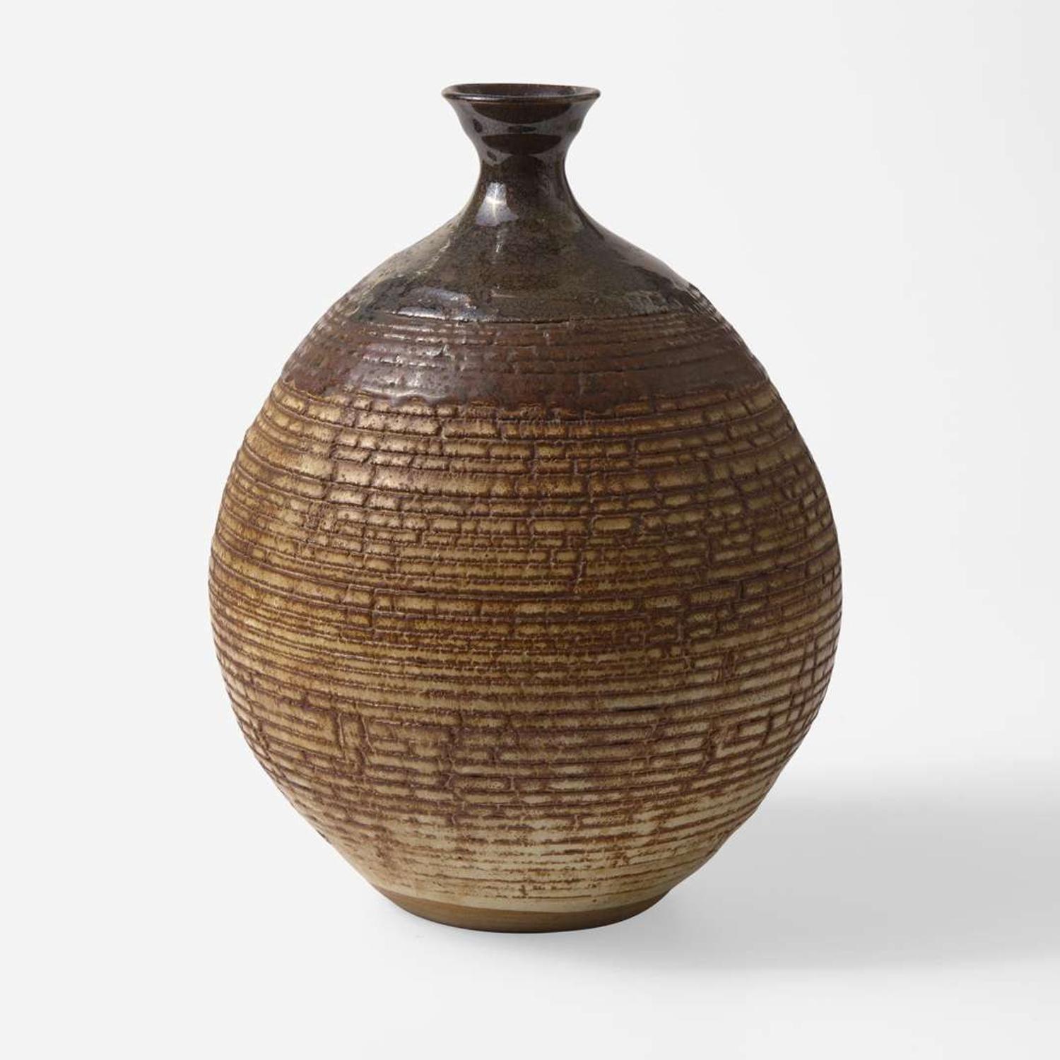 A Wedgwood John Dermer Studio Pottery Vase UK, 1970s