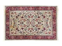 A Kashan Design Wool Rug — 20TH CENTURY