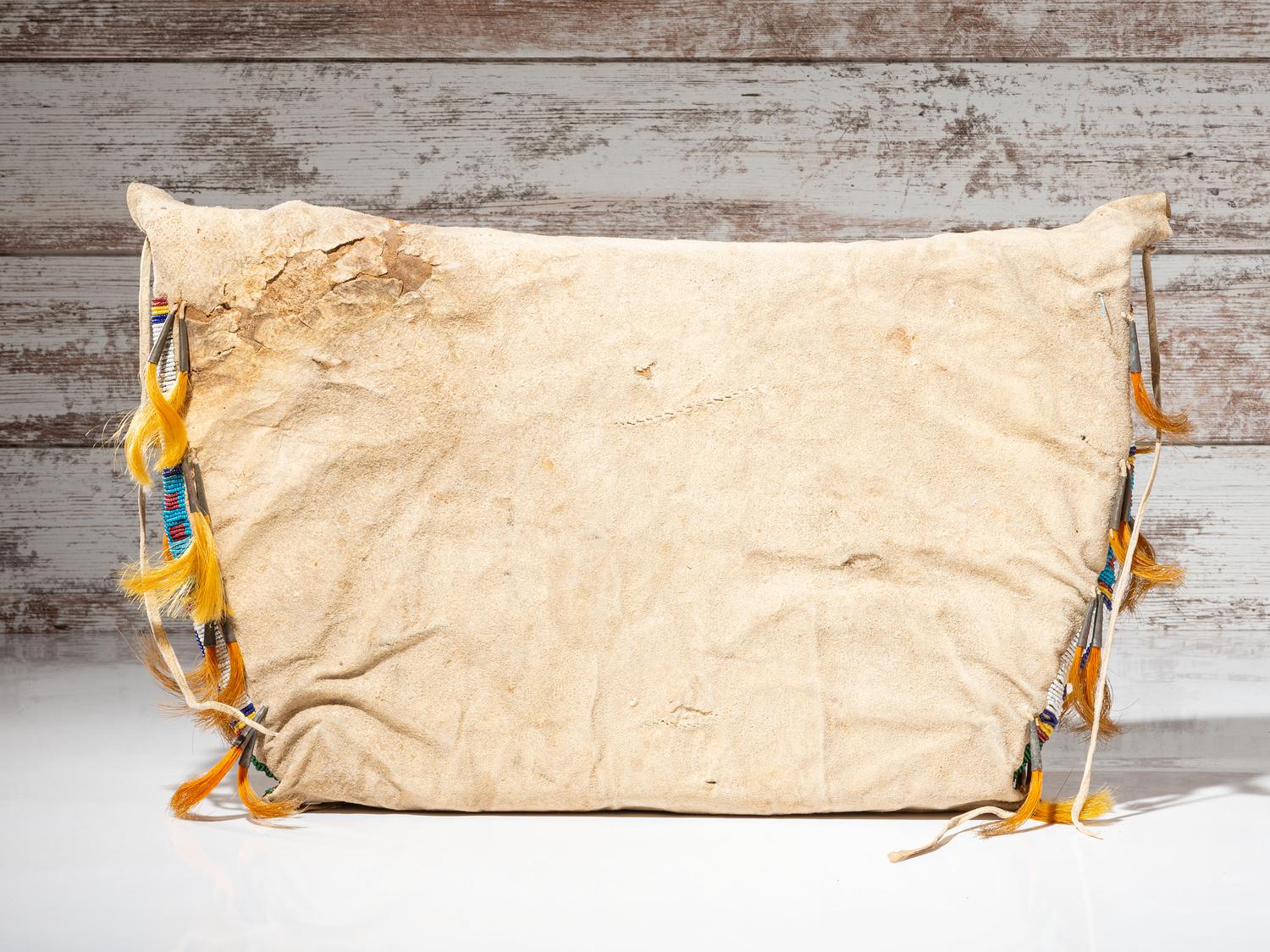 Sioux Beaded Hide Possible Bag