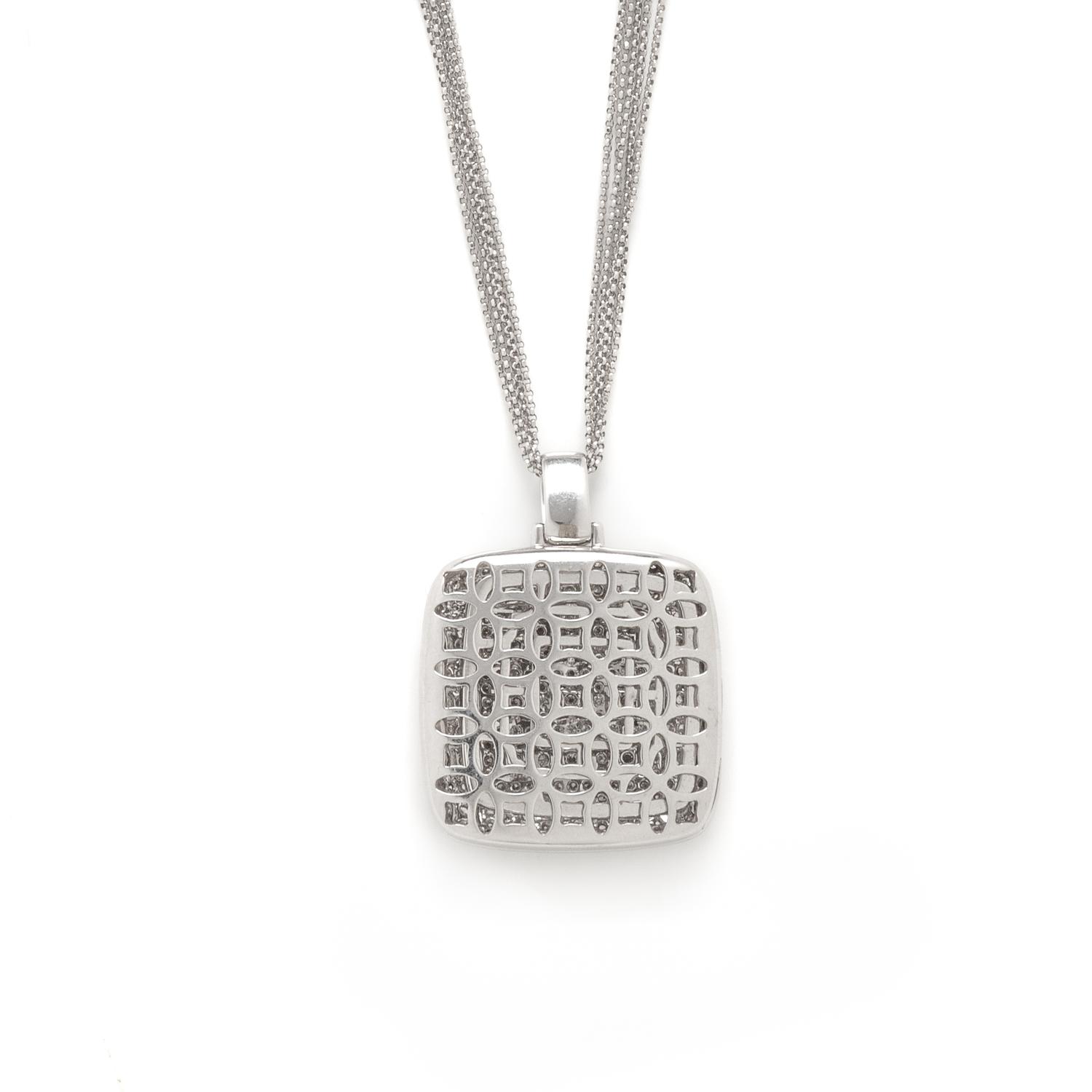 WHITE GOLD AND DIAMOND LOCKET