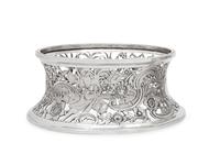 A Victorian Silver Dish Ring