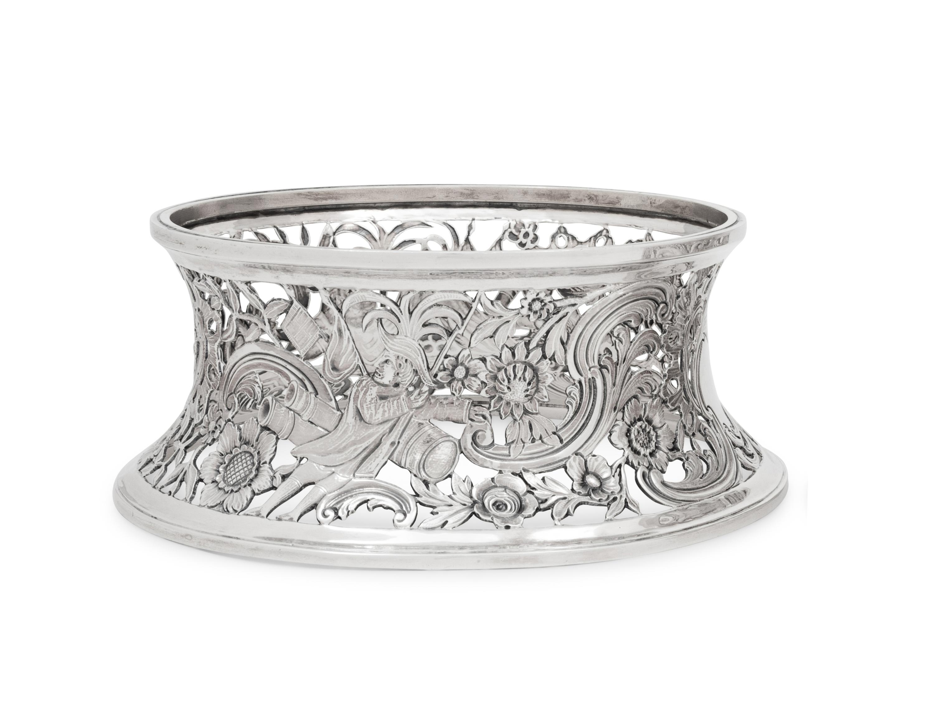 A Victorian Silver Dish Ring