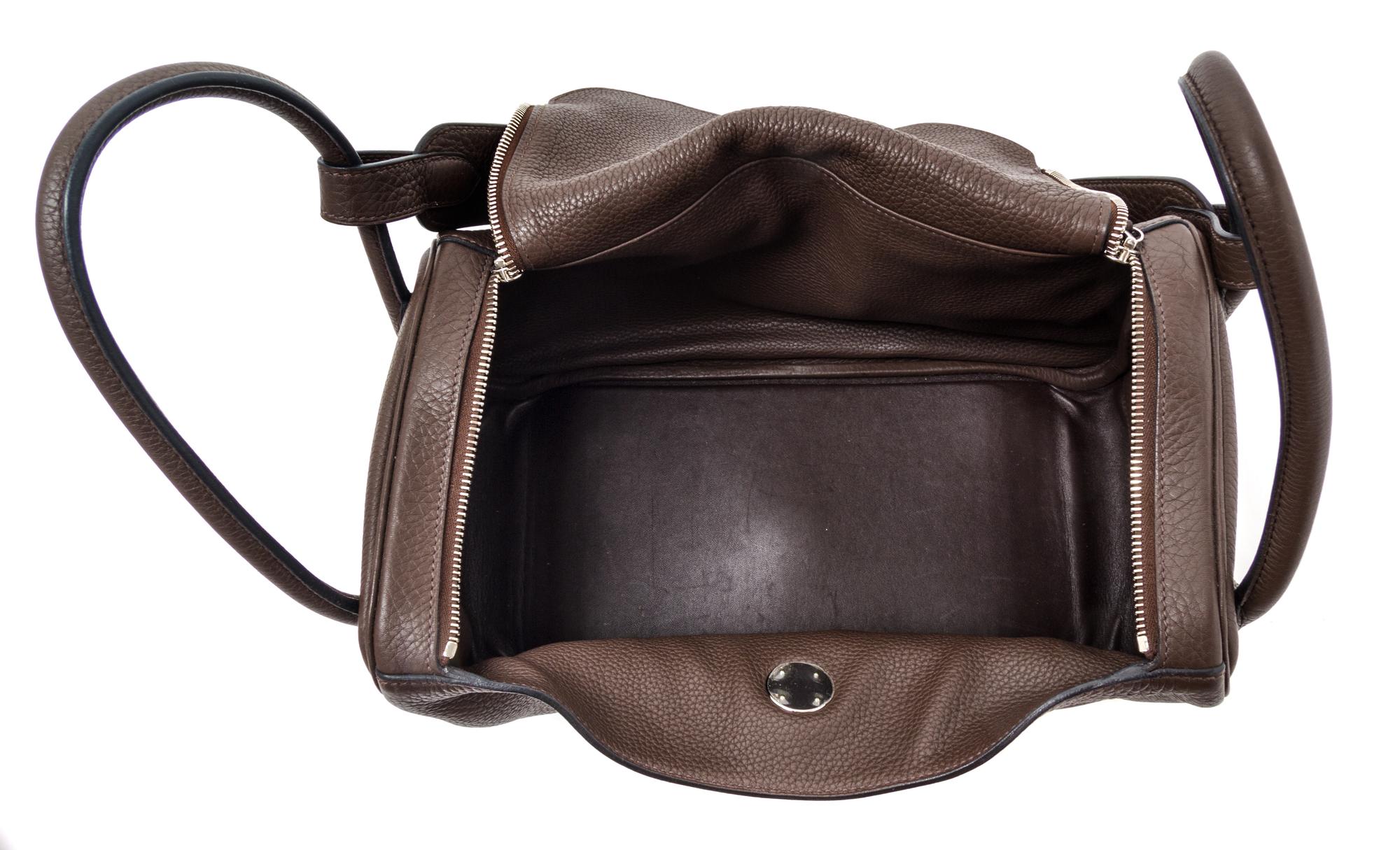 An Hermes Cafe Taurillon Clemence Lindy 34 Handbag, 13.5" x 8" x 7".