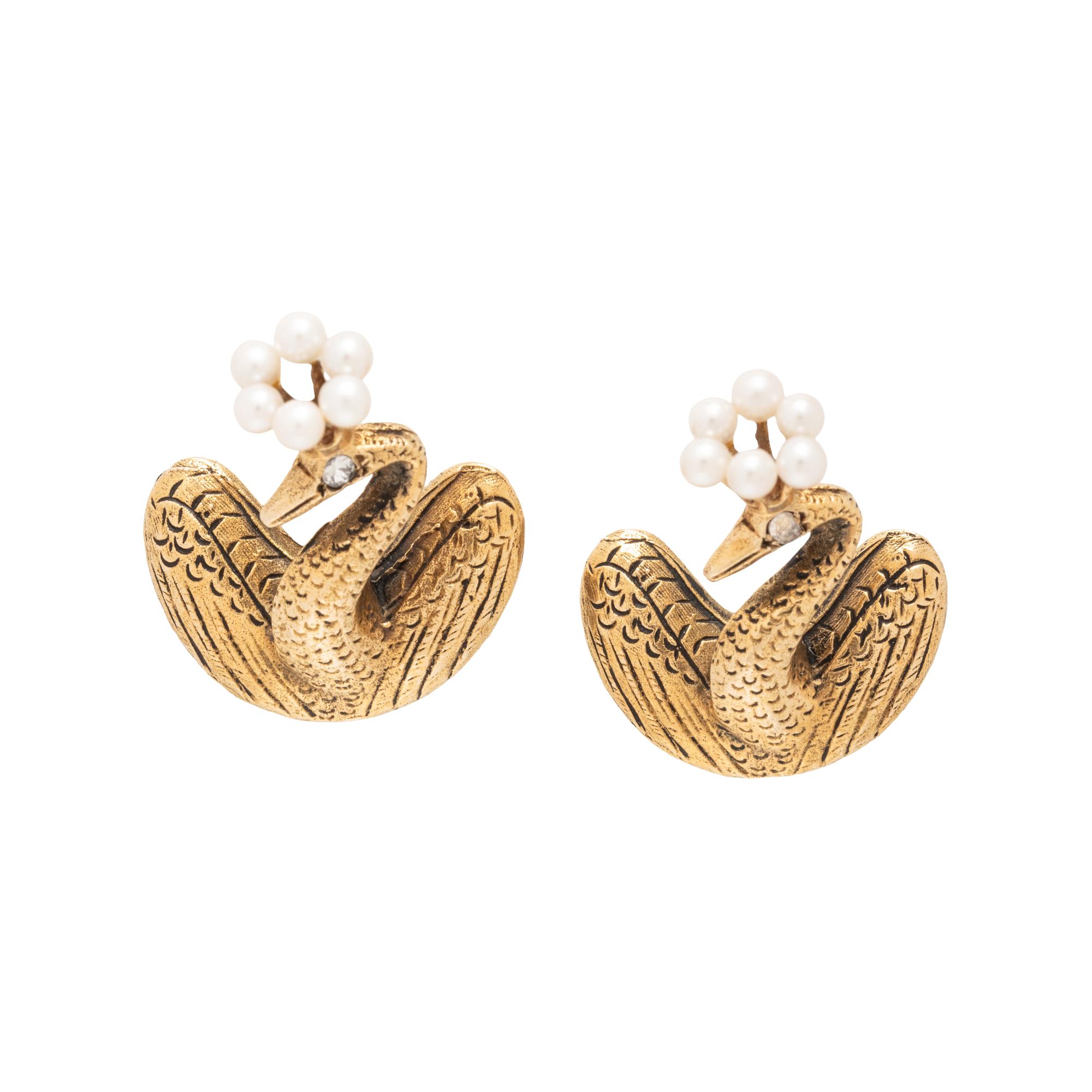 PAIR OF YELLOW GOLD BIRD PINS