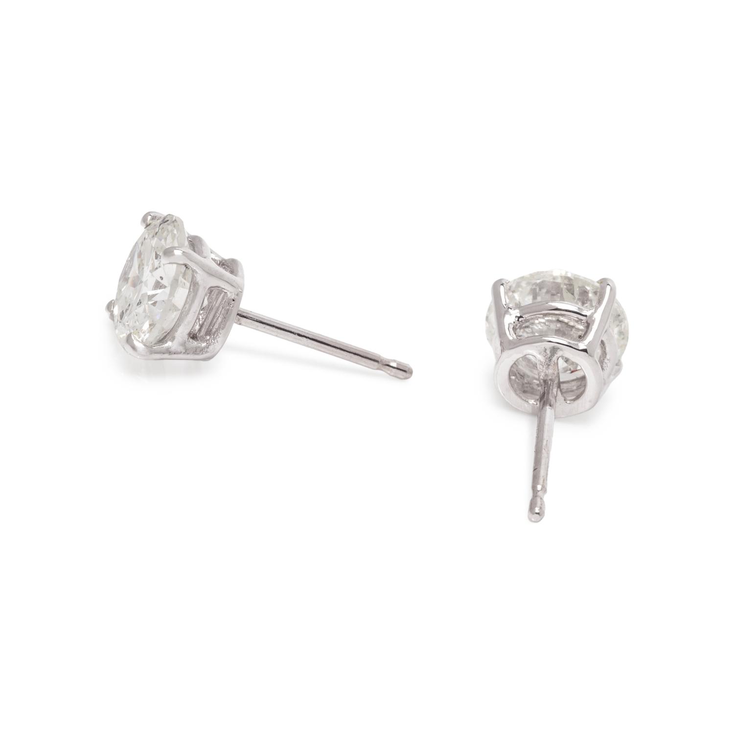 DIAMOND STUD EARRINGS