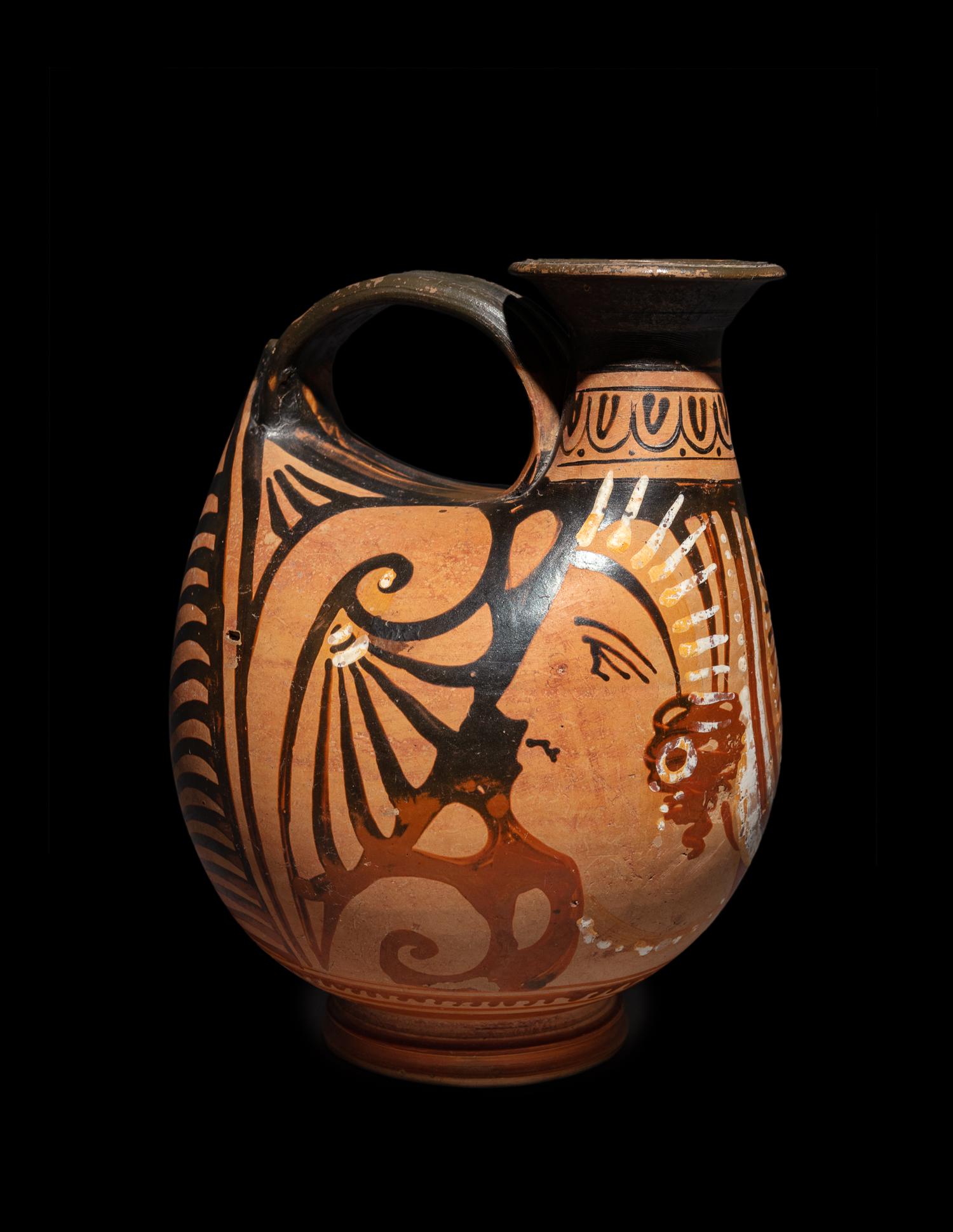 An Apulian Red-Figured Askos