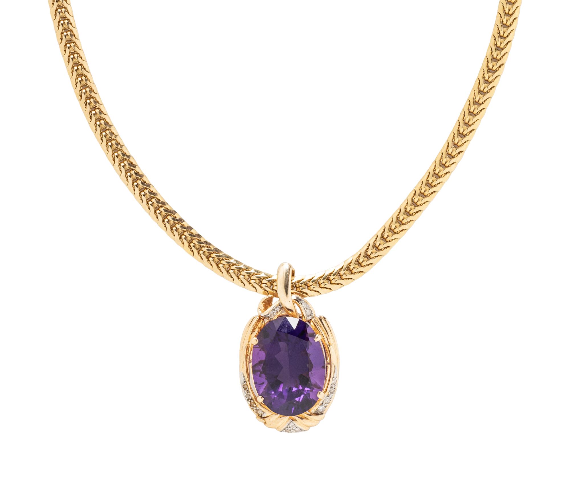 YELLOW GOLD, AMETHYST AND DIAMOND PENDANT/NECKLACE