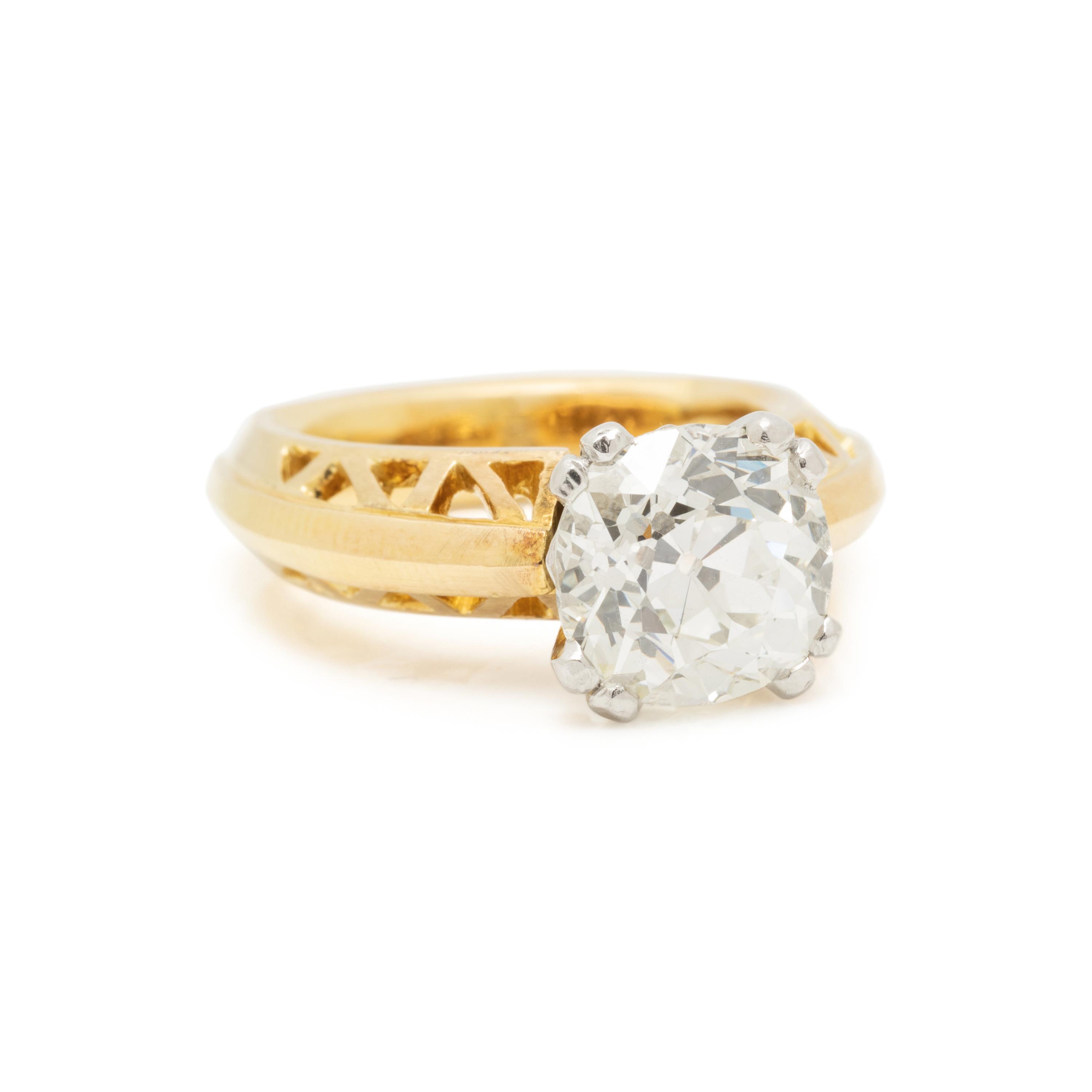 DIAMOND RING