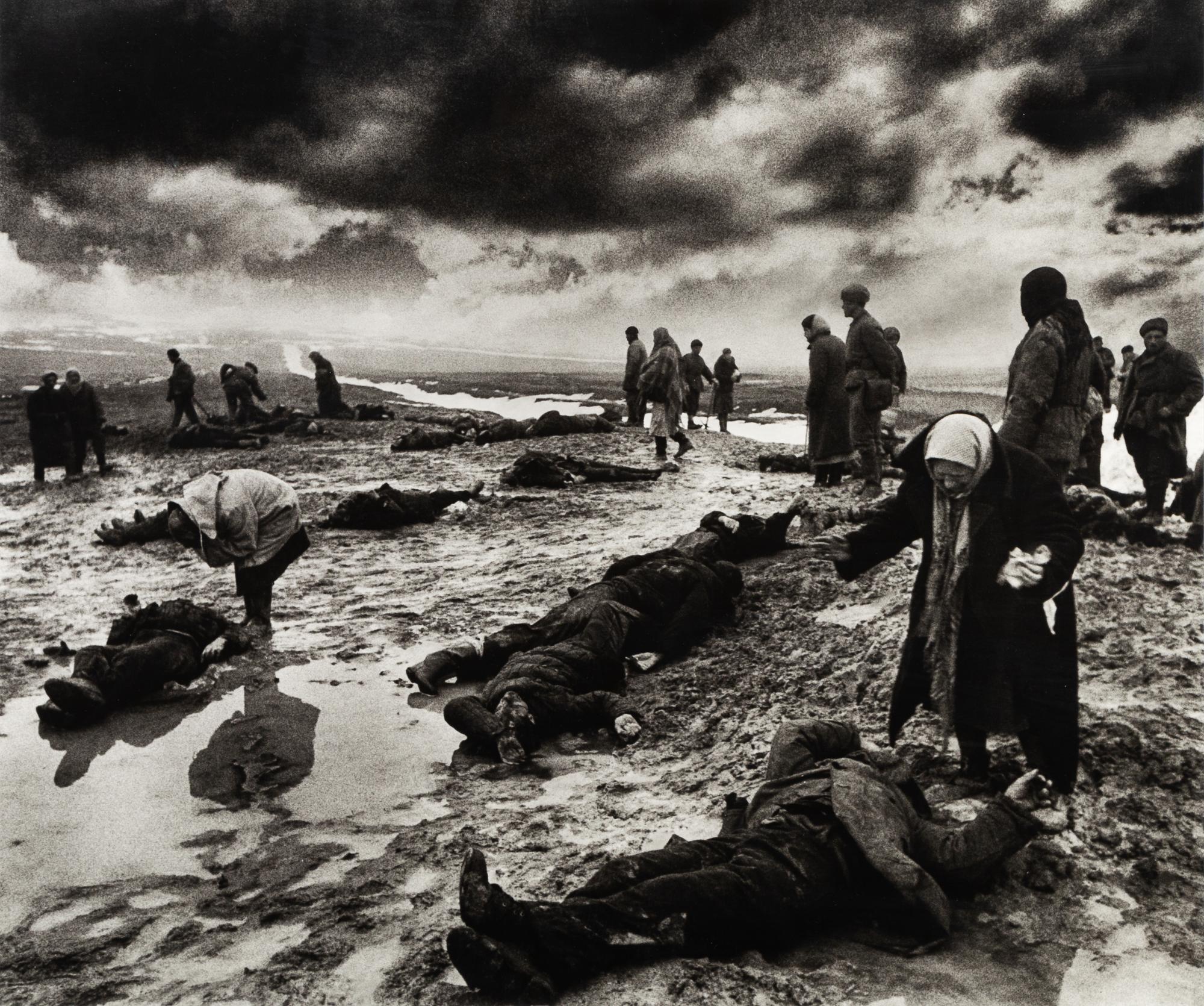 Dmitri Baltermants, (Russian, 1912-1990), Grief (Ditch of Kerch)
