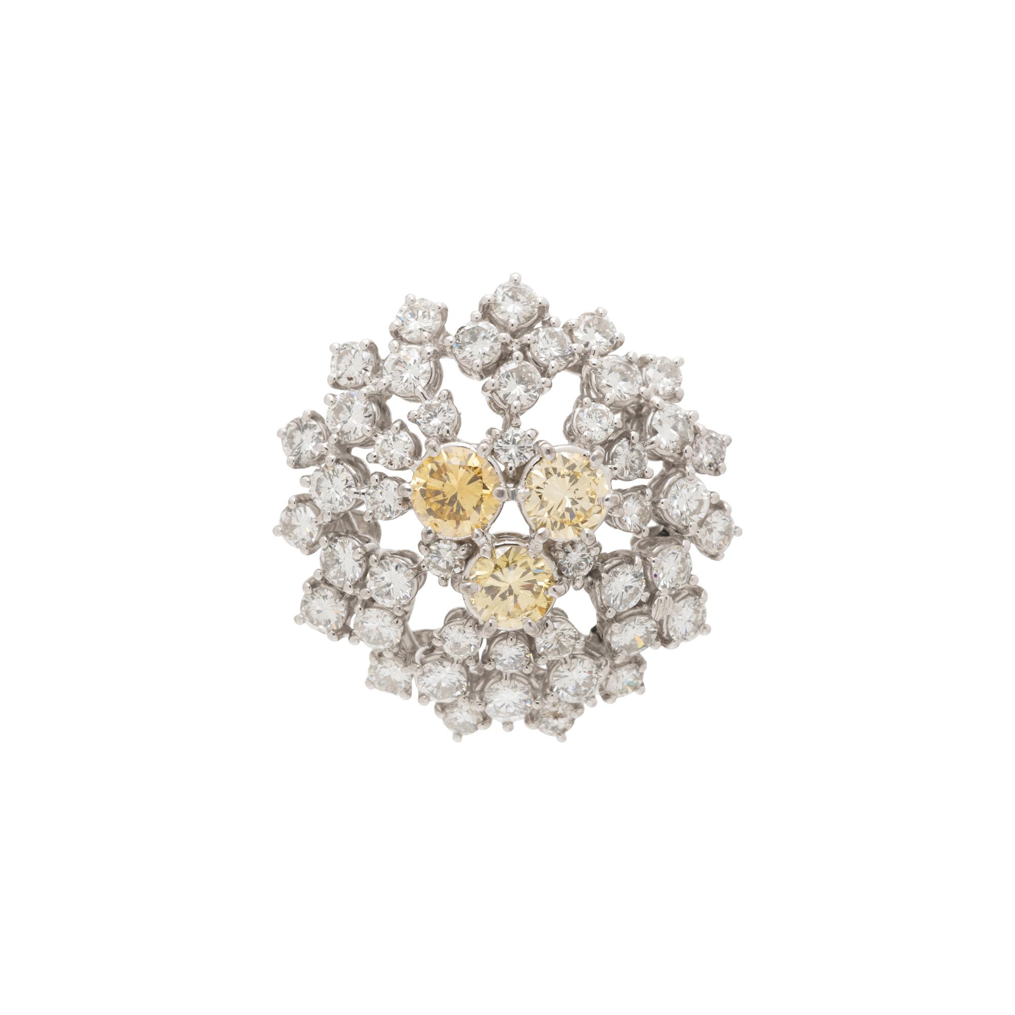 COLORED DIAMOND AND DIAMOND BROOCH