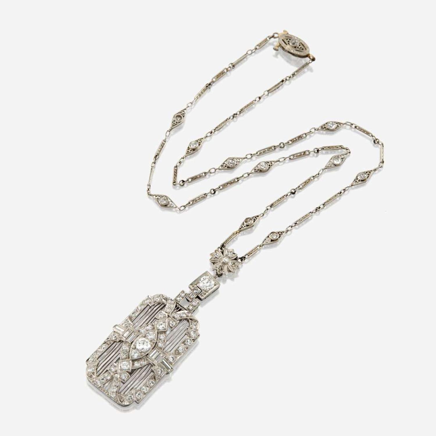 An Art Deco diamond and platinum necklace