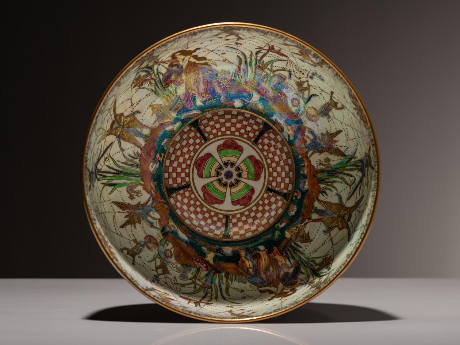 Fairyland Lustre Bowl, model Z4968