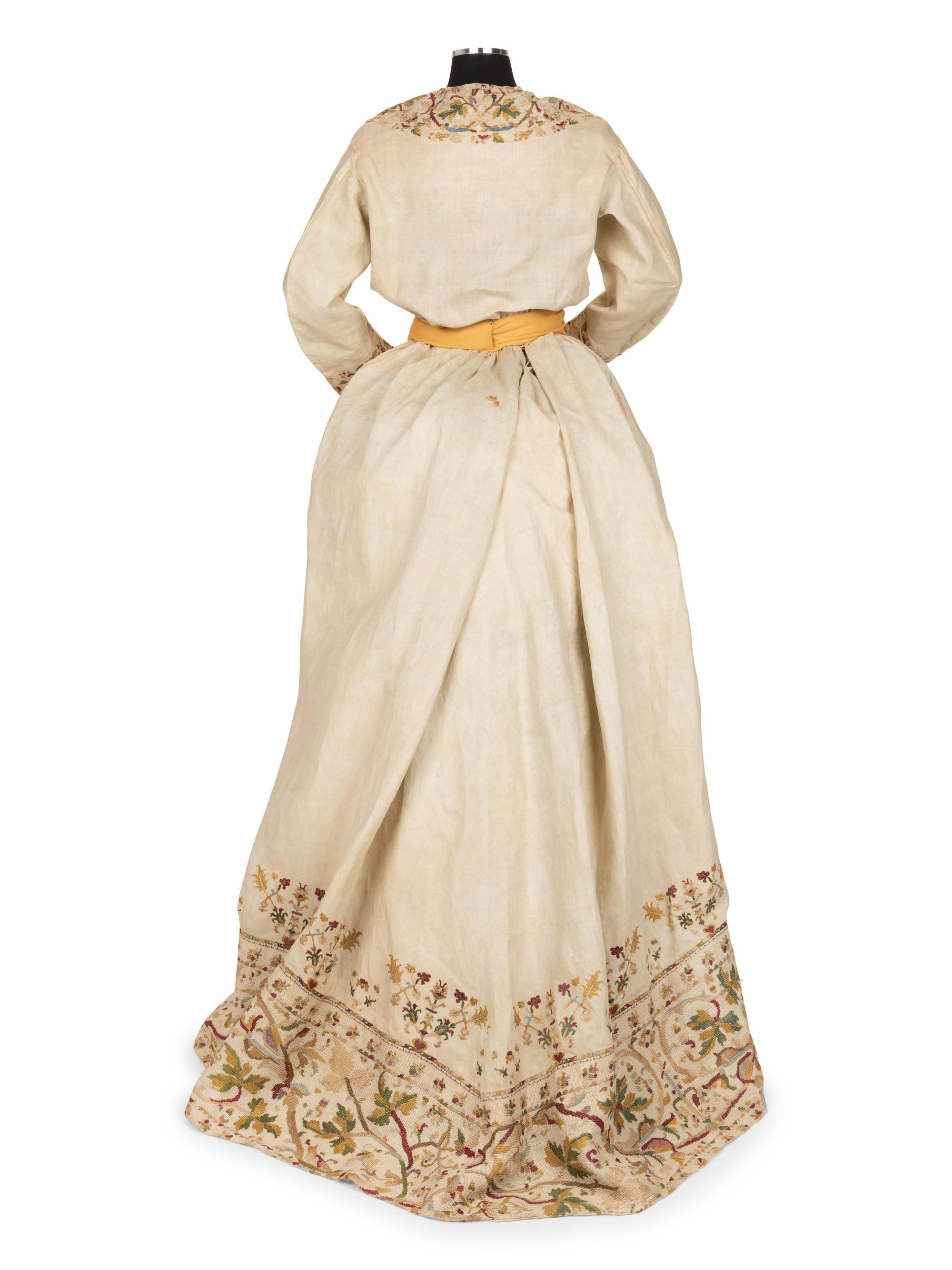 Linen Day Dress à la 18th Century with Embroidery, 1870-80s
