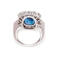 SAPPHIRE AND DIAMOND RING