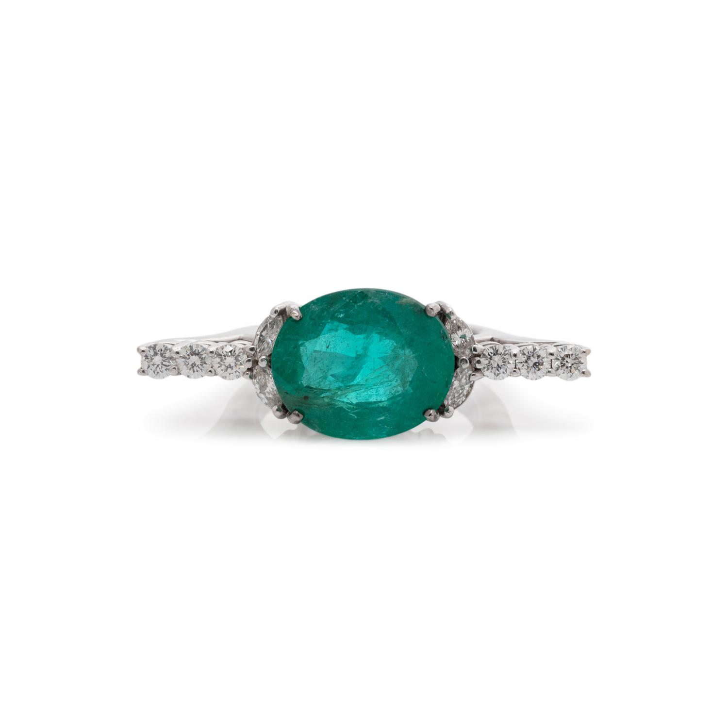 EMERALD AND DIAMOND RING