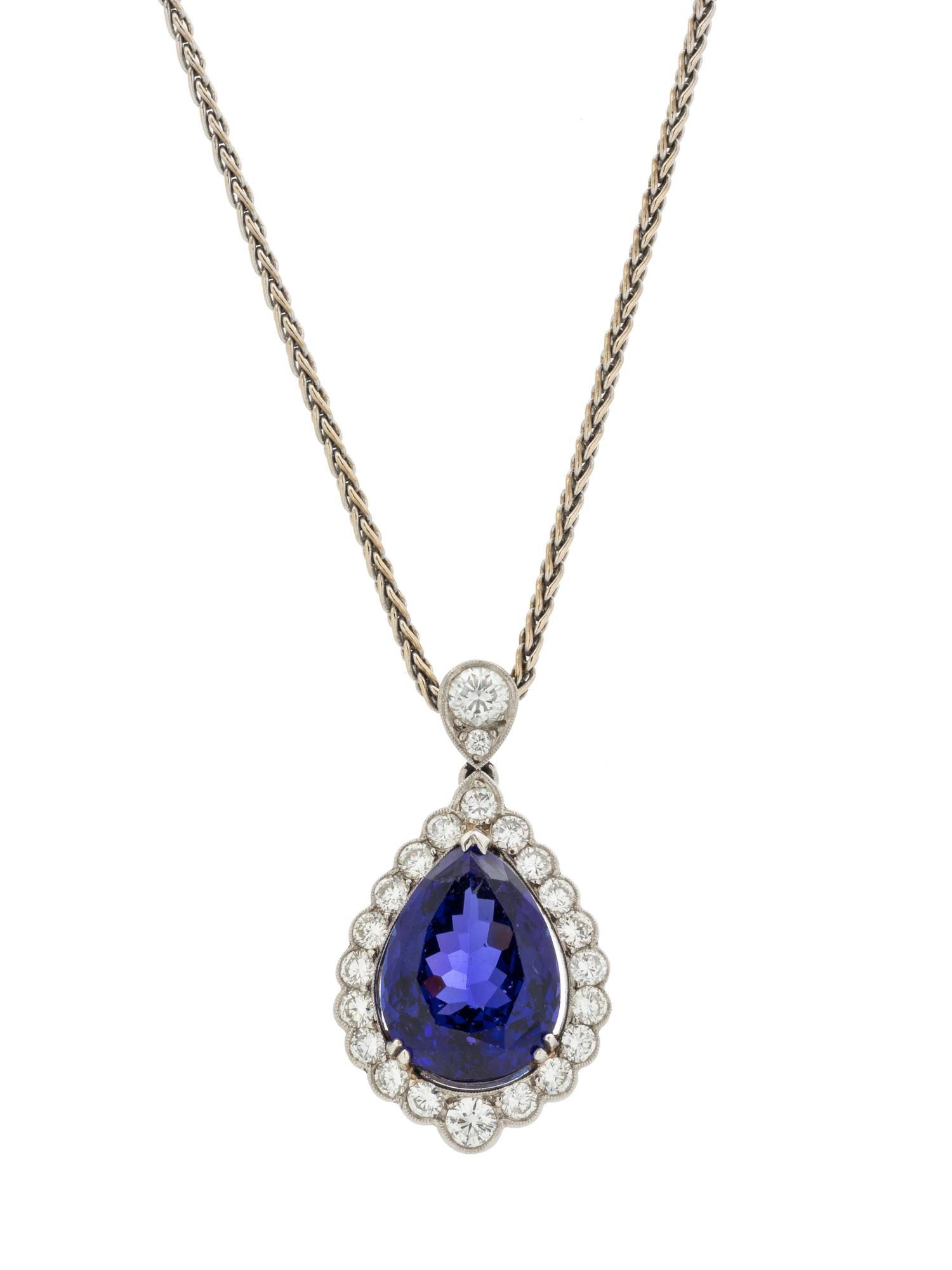 TANZANITE AND DIAMOND PENDANT/NECKLACE