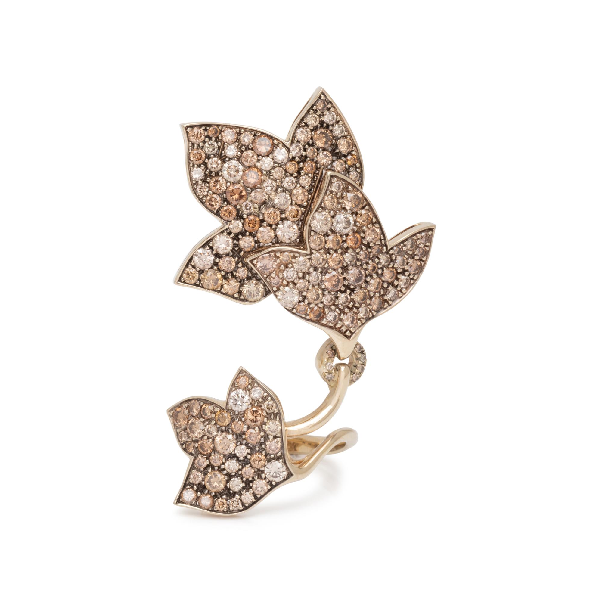 H. STERN, COLORED DIAMOND RING