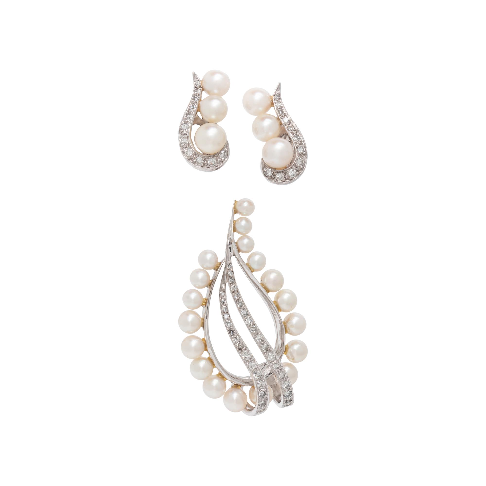 CULTURED PEARL AND DIAMOND BROOCH AND CLIP EARRINGS