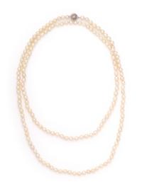 CULTURED PEARL NECKLACE