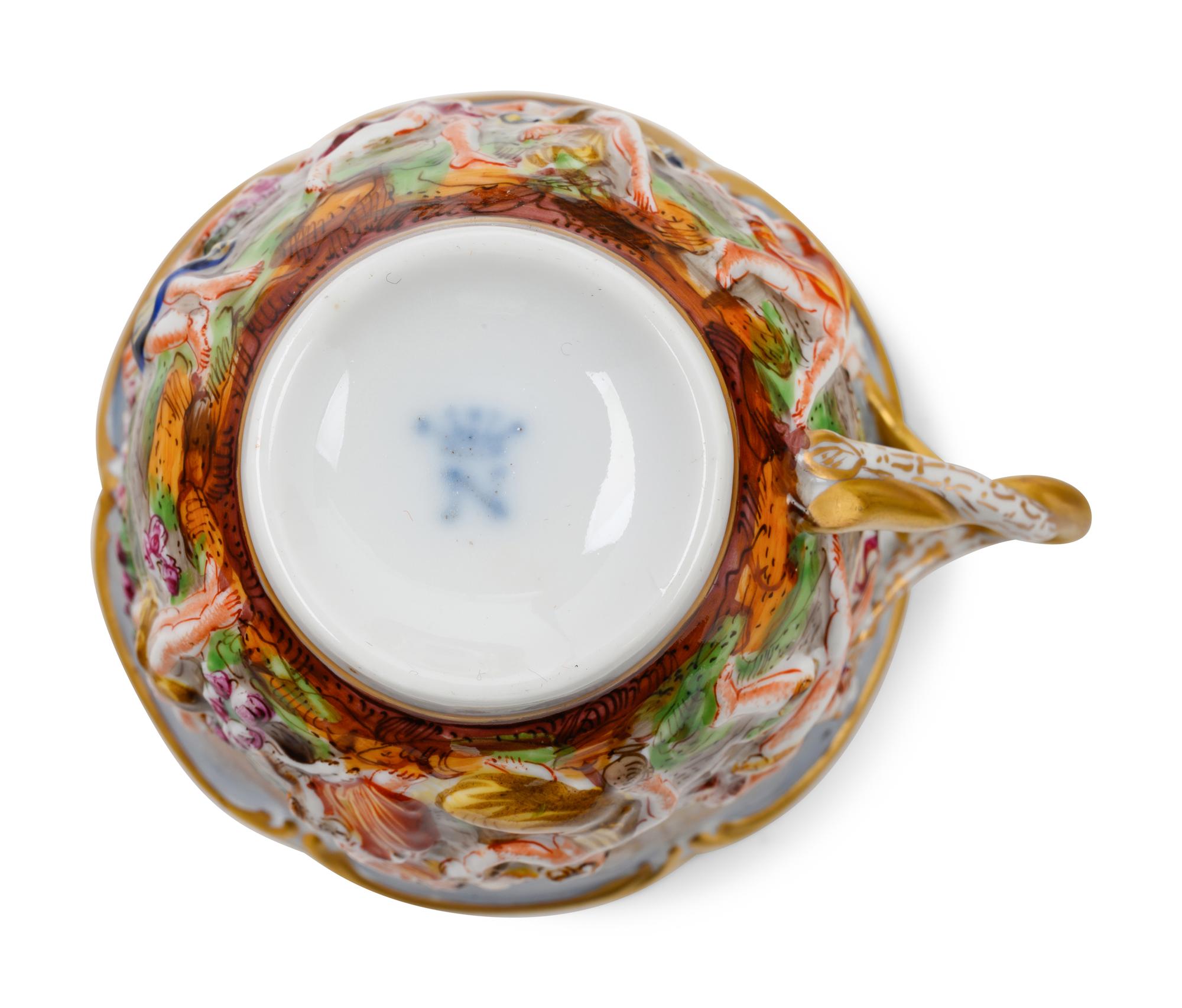 A Capodimonte Porcelain Dinner Service