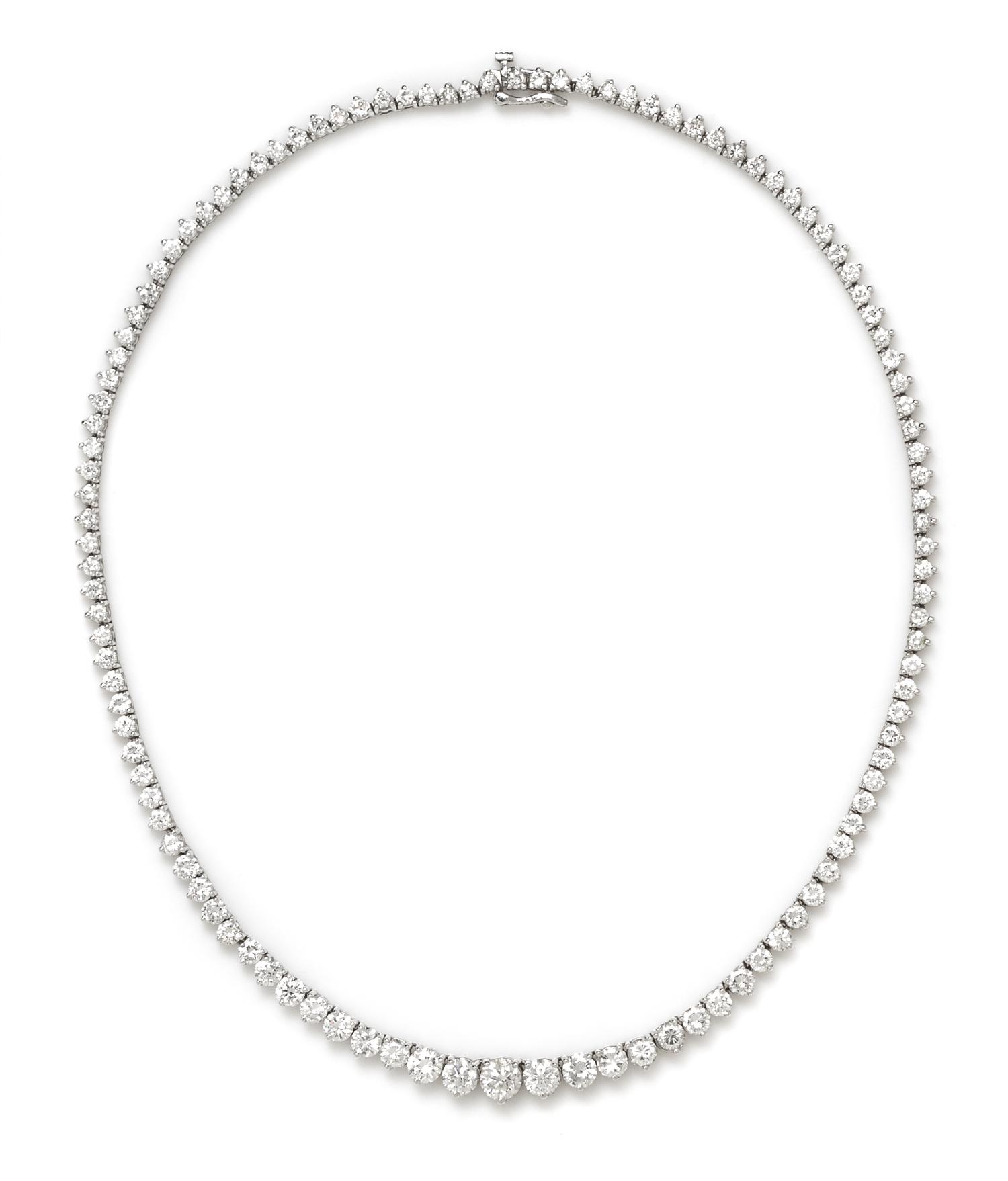 An 18 Karat White Gold and Diamond Riviera Necklace, 21.85 dwts.