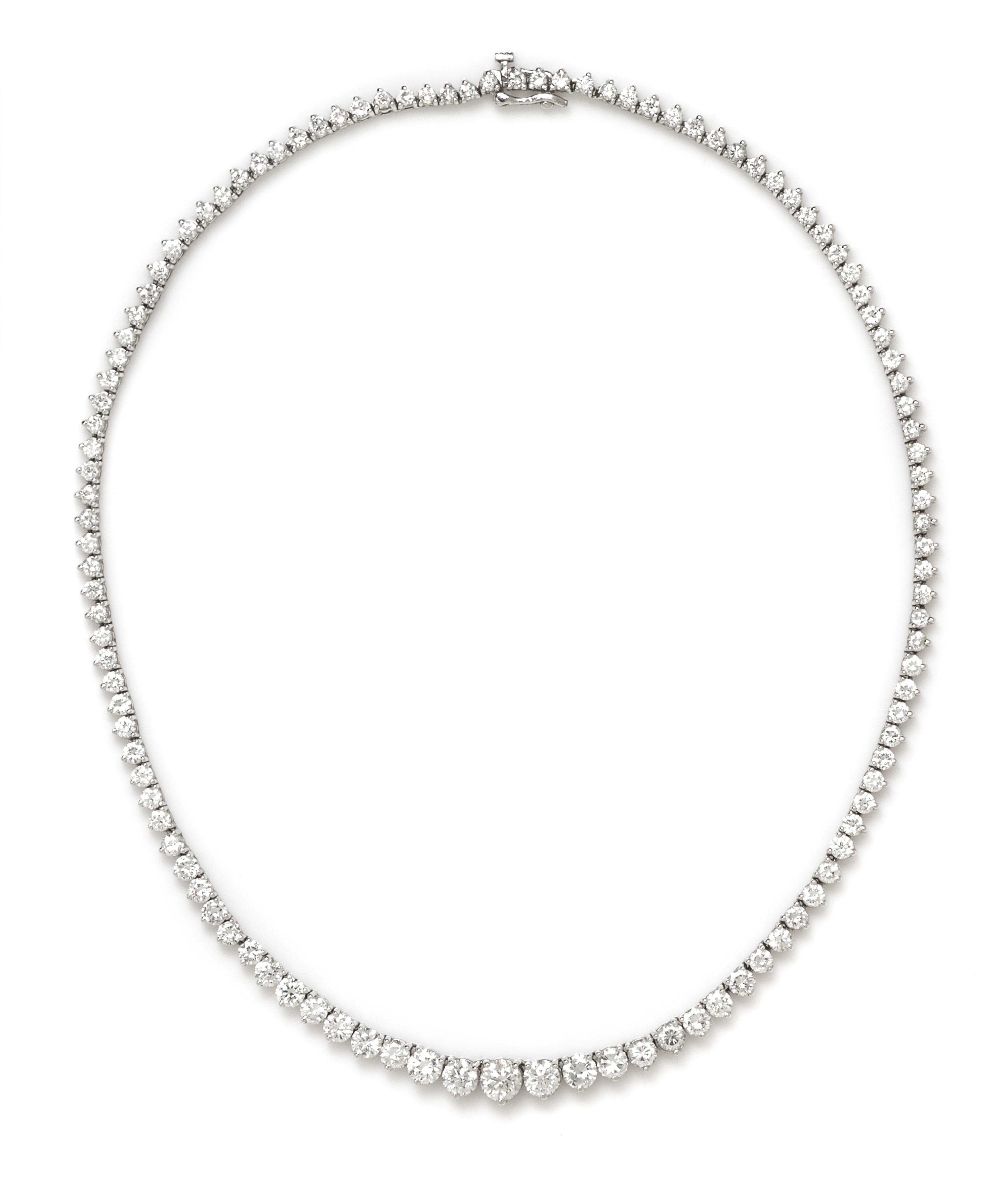 An 18 Karat White Gold and Diamond Riviera Necklace, 21.85 dwts.
