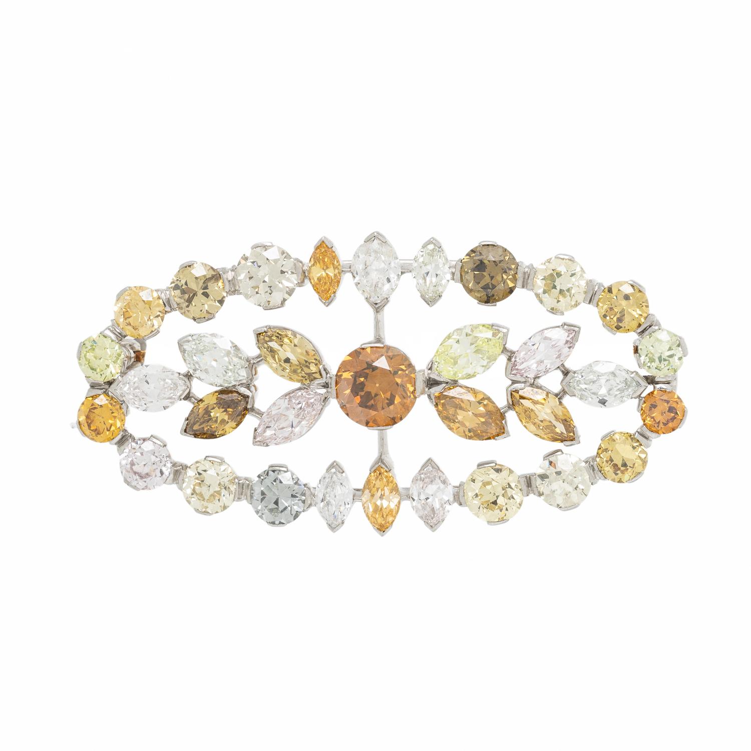 COLORED DIAMOND AND DIAMOND BROOCH