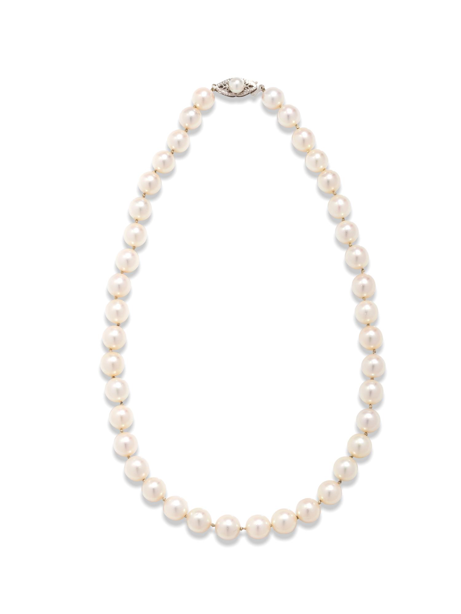 CULTURED PEARL NECKLACE