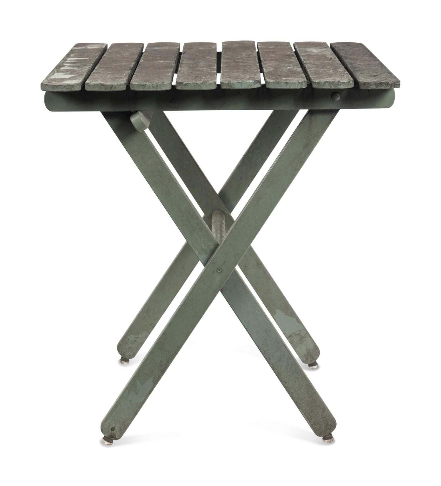 A Painted Metal Garden Furniture Suite